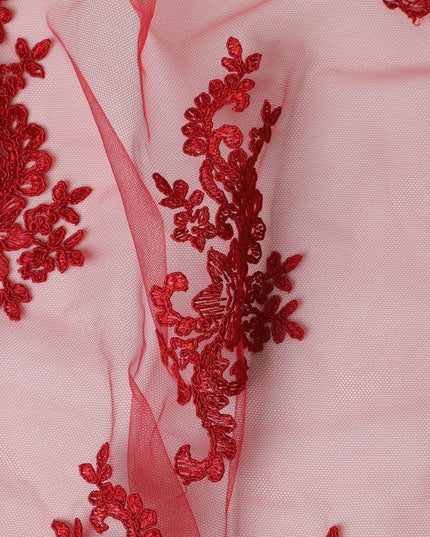 قماش تول نايلون أحمر قرمزي مع تطريز بنفس اللون بتصميم فاخر