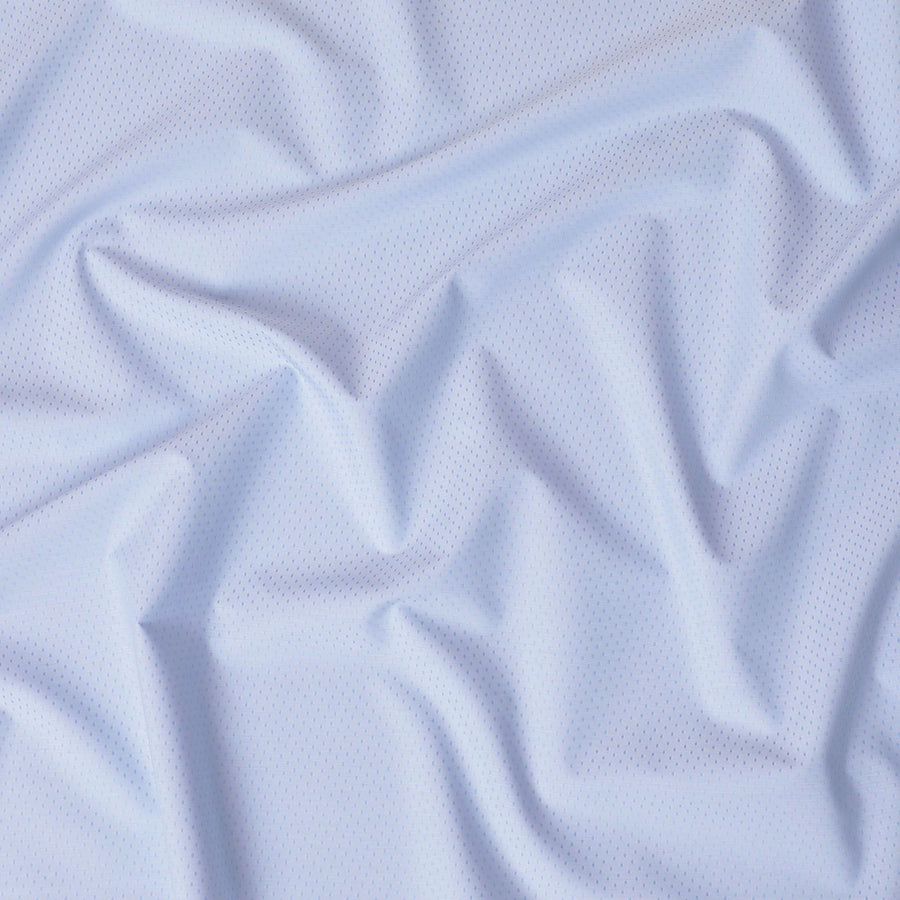 قماش القمصان القطني السويسري الخالص بنسبة 100% باللون الأزرق الفاتح مع جاكار بنفس اللون بتصميم ذاتي-D14676