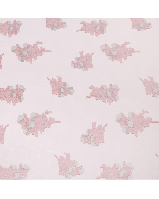 قماش شيفون حريري فرنسي (فرنساوي) فاخر بلون الخوخ مع نفس اللون والفيسكوز الرمادي مع لوريكس معدني فضي بتصميم زهور -D13431