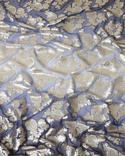 قماش شيفون حريري خالص فاخر من الأزرق الداكن إلى الأزرق الفاتح مع لوركس معدني ذهبي بتصميم زهور-D10617