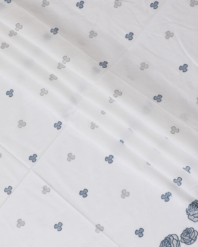 قماش فوال من القطن الخالص الأبيض الفاخر بنفس اللون والتطريز الأزرق بتصميم الأزهار-D13602