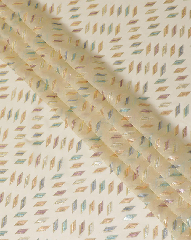قماش شيفون حرير خالص فاخر باللون البيج اللاتيه مع لوريكس معدني متعدد الألوان بتصميم هندسي-D13136