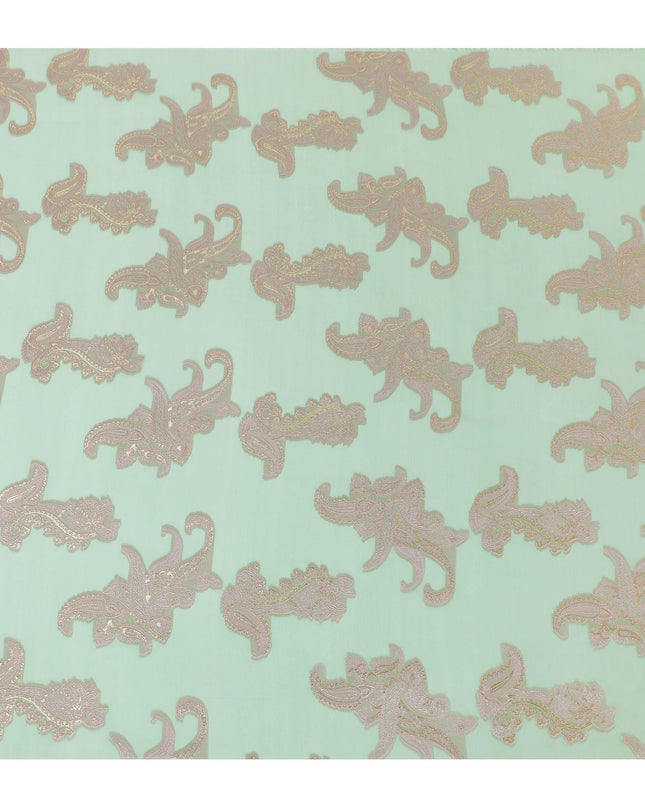 قماش شيفون حريري فرنسي (فرنساوي) فاخر باللون الأخضر الباستيل مع الفيسكوز الوردي الفاتح والوركس المعدني الذهبي بتصميم بيزلي-D12714