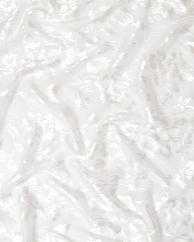قماش شيفون من الحرير الخالص باللون الأبيض الفاتح مع جاكار بنفس اللون مع لوريكس معدني بتصميم الأزهار-D12329