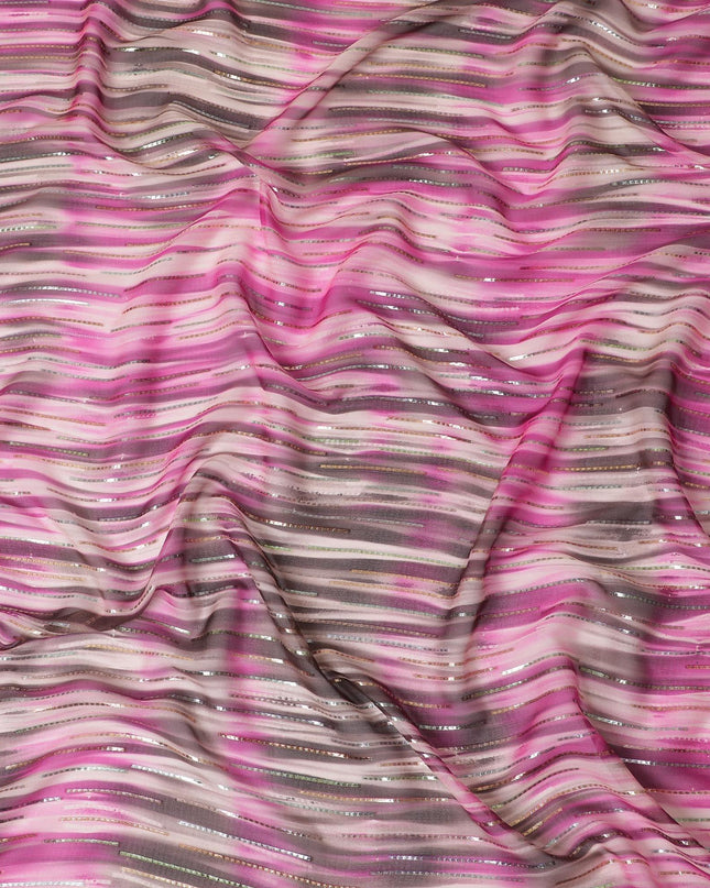 قماش شيفون من الحرير الخالص باللون الأبيض الفاتح مع طباعة باللون الوردي والأسود مع لوريكس معدني ذهبي وفضي بتصميم مخطط - D13981