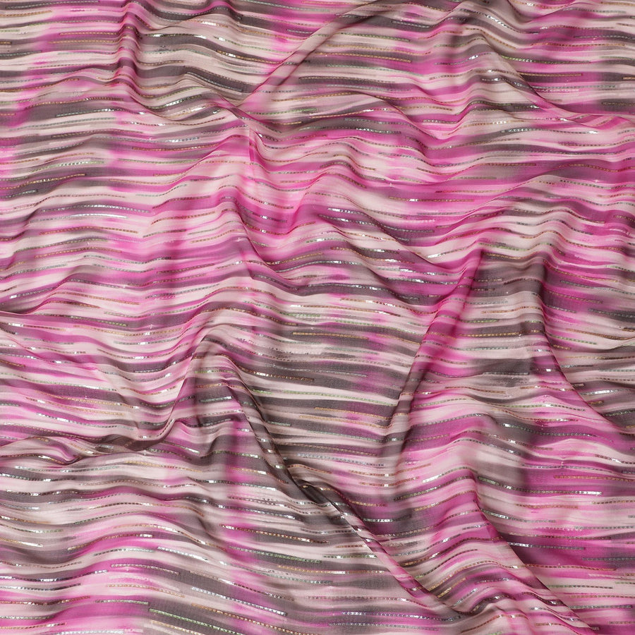 قماش شيفون من الحرير الخالص باللون الأبيض الفاتح مع طباعة باللون الوردي والأسود مع لوريكس معدني ذهبي وفضي بتصميم مخطط - D13981