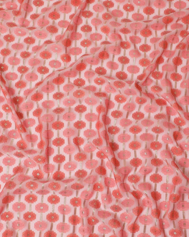 قماش شيفون حريري فرنسي (فرنساوي) فاخر باللون الوردي السلموني مع نفس اللون من الفيسكوز مع لوريكس معدني ذهبي بتصميم تجريدي -D12705