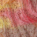 قماش من الشيفون الحريري باللون البرتقالي والأصفر الليموني والوردي الياقوتي مع بريق أحمر قرمزي ولوريكس معدني ذهبي بتصميم فاخر