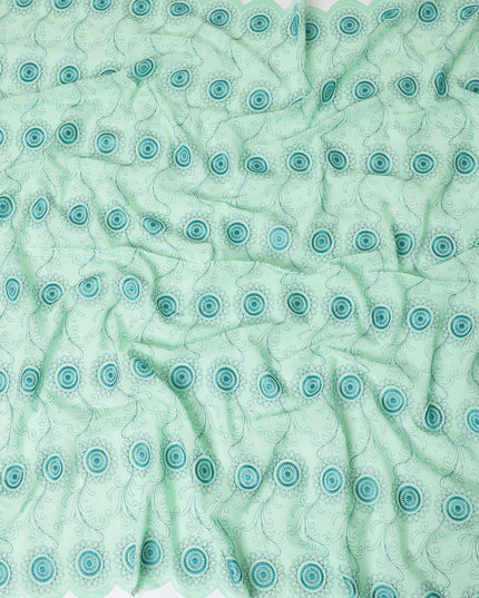 قماش الفوال القطني السويسري الفاخر 100% (الثوب السوداني) باللون الأخضر الشاي مع تطريز باللون الأخضر المخضر مع أعمال حجرية بتصميم هندسي-D13529