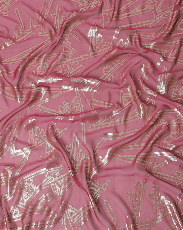 قماش شيفون من الحرير الخالص الفاخر باللون الوردي الكرزي مع لوريكس معدني ذهبي بتصميم تجريدي -D13843