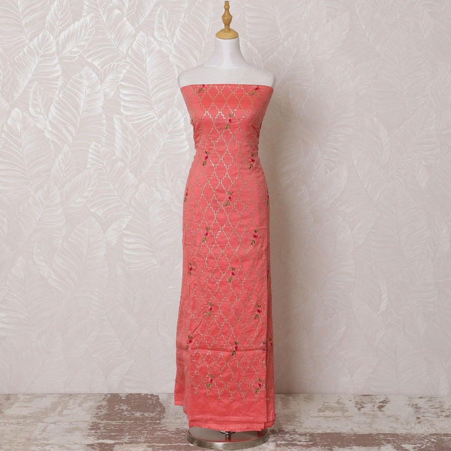 قماش قطني مخلوط بالخوخ الملكي مع تطريز ذهبي وأخضر زيتوني وخوخ بتصميم زهور-D15086