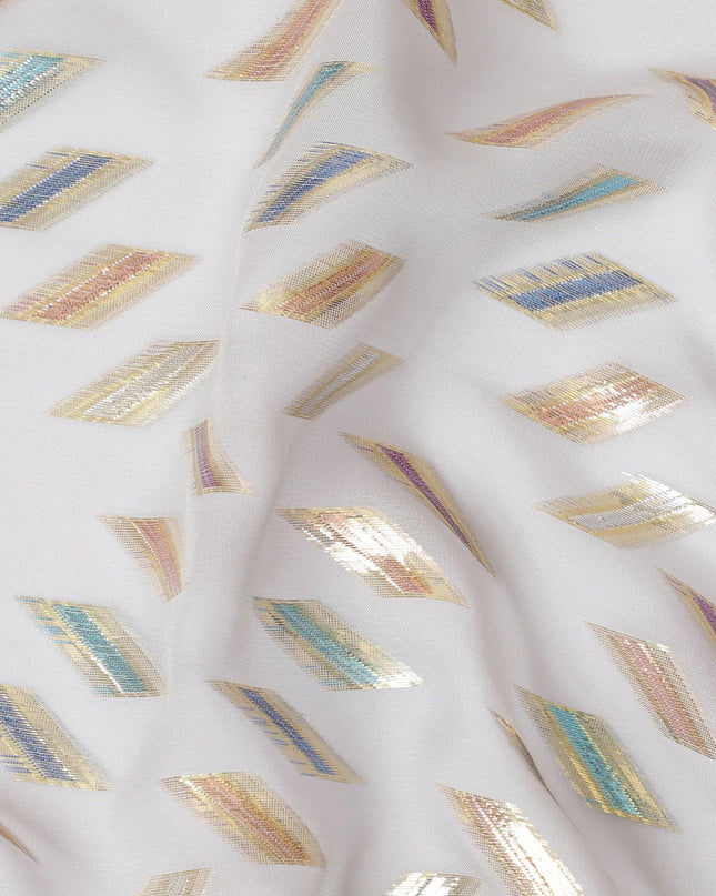 قماش شيفون من الحرير الخالص الفاخر باللون الرمادي اللؤلؤي مع لوريكس معدني متعدد الألوان بتصميم هندسي -D13140