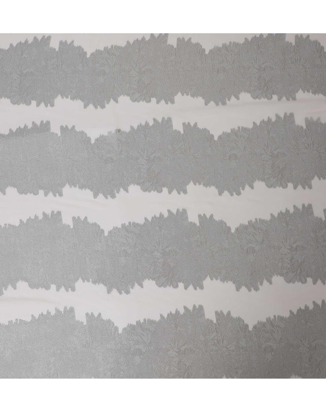 قماش شيفون حريري فرنسي خالص (فرنساوي) باللون البيج الفاتح مع لوركس معدني رمادي بتصميم فاخر-D13302