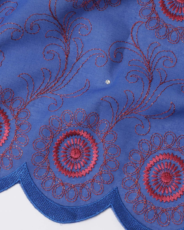 قماش فوال قطن سويسري 100% أزرق ملكي (ثوب سوداني) مع تطريز وردي كرزي مع عمل حجري بتصميم هندسي-D13530